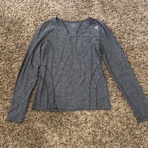 Reebok Women’s Small Charcoal Long Sleeve Spandex Top with Thumb Hole